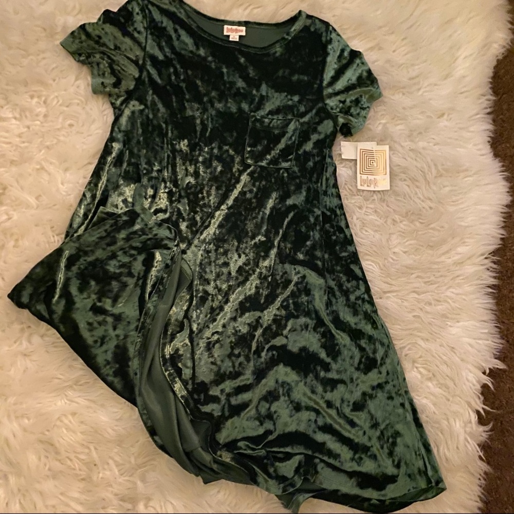 Lularoe crushed velvet Carly